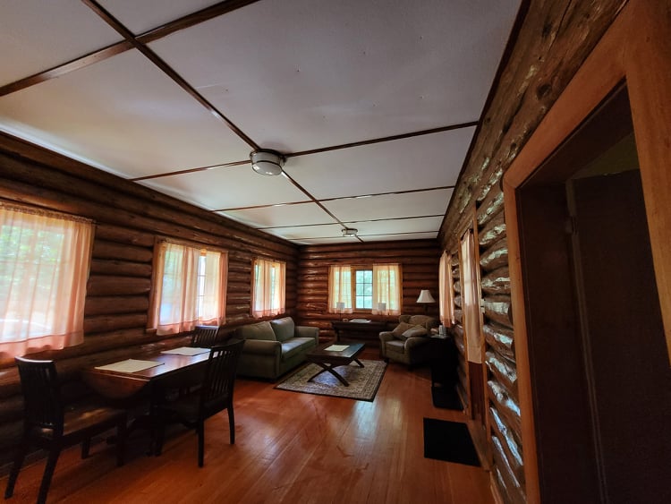 Living room of the Deep Bay cabin